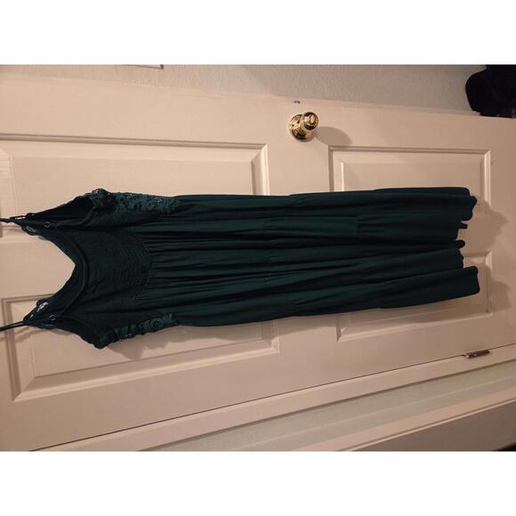 Women's Dark Green Maxi Dress with Lace Bodice - Picture 10 of 10